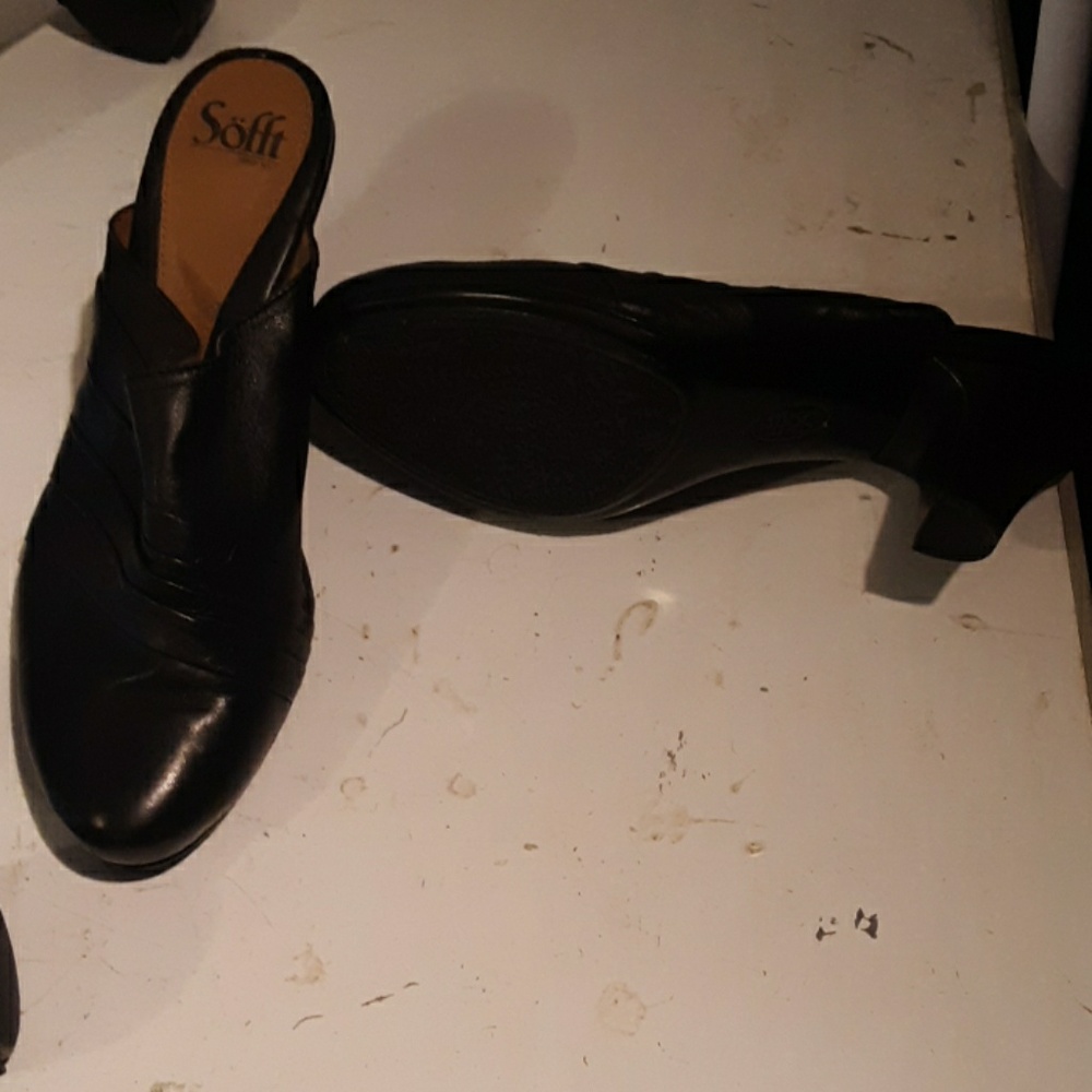Leather upper